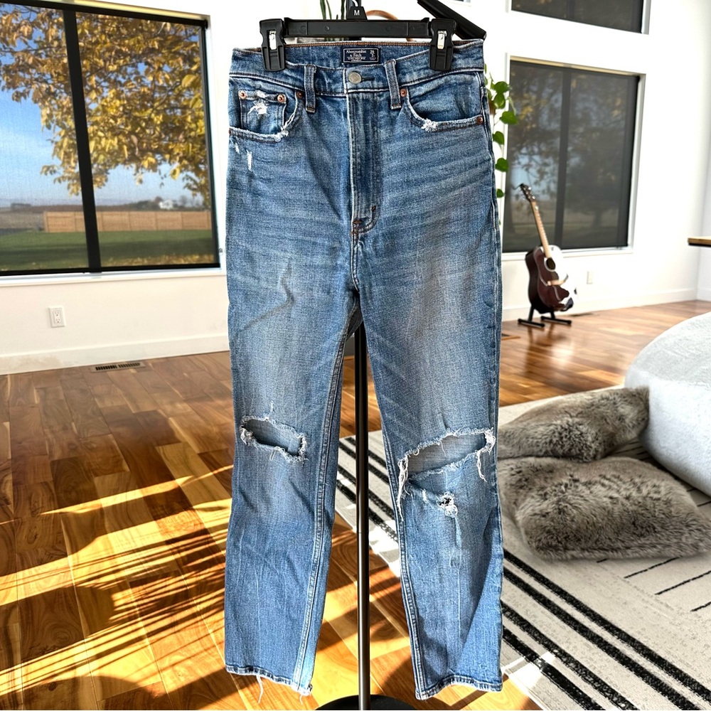 Abercrombie & Fitch Distressed Women’s Jeans